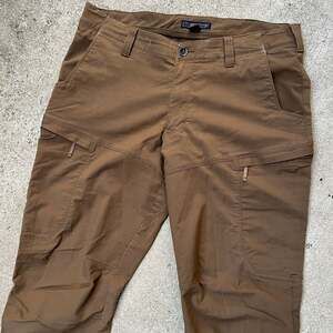 5.11 Tactical Coyote Brown Cargo Tactical Pants 38x32 Gorpcore Streetwear